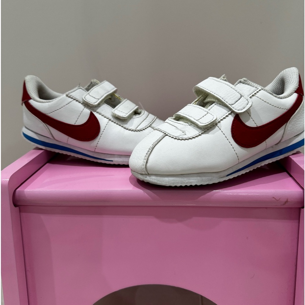 Girl/Boy shoes BRAND:Nike COLOR: white,red,blueSIZE; 10c